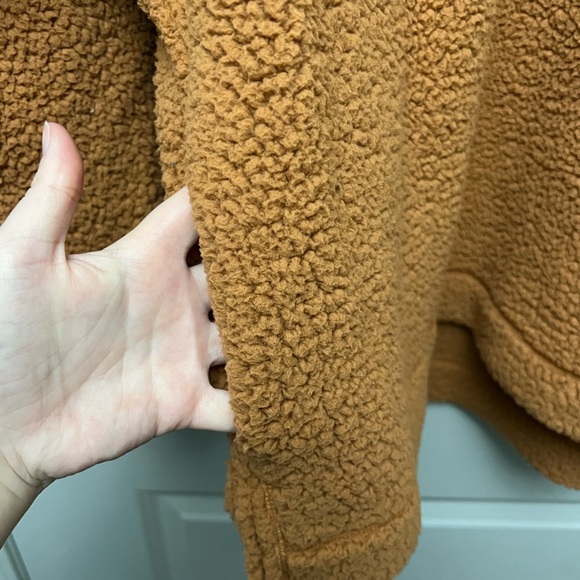 Aerie Cloud Sherpa Oversized Pullover - Picture 4 of 6